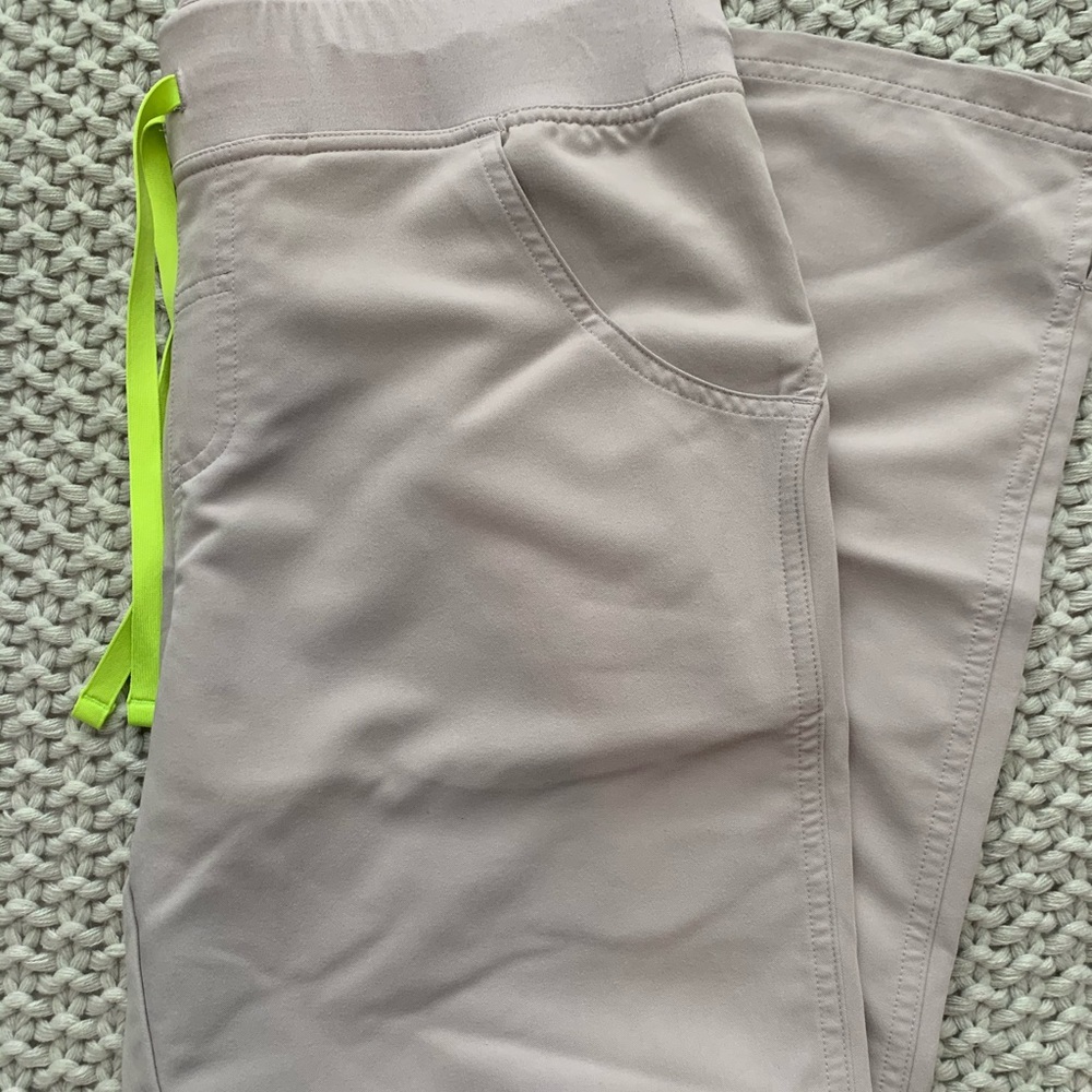 FIGS slate Medium Kade cargo pants